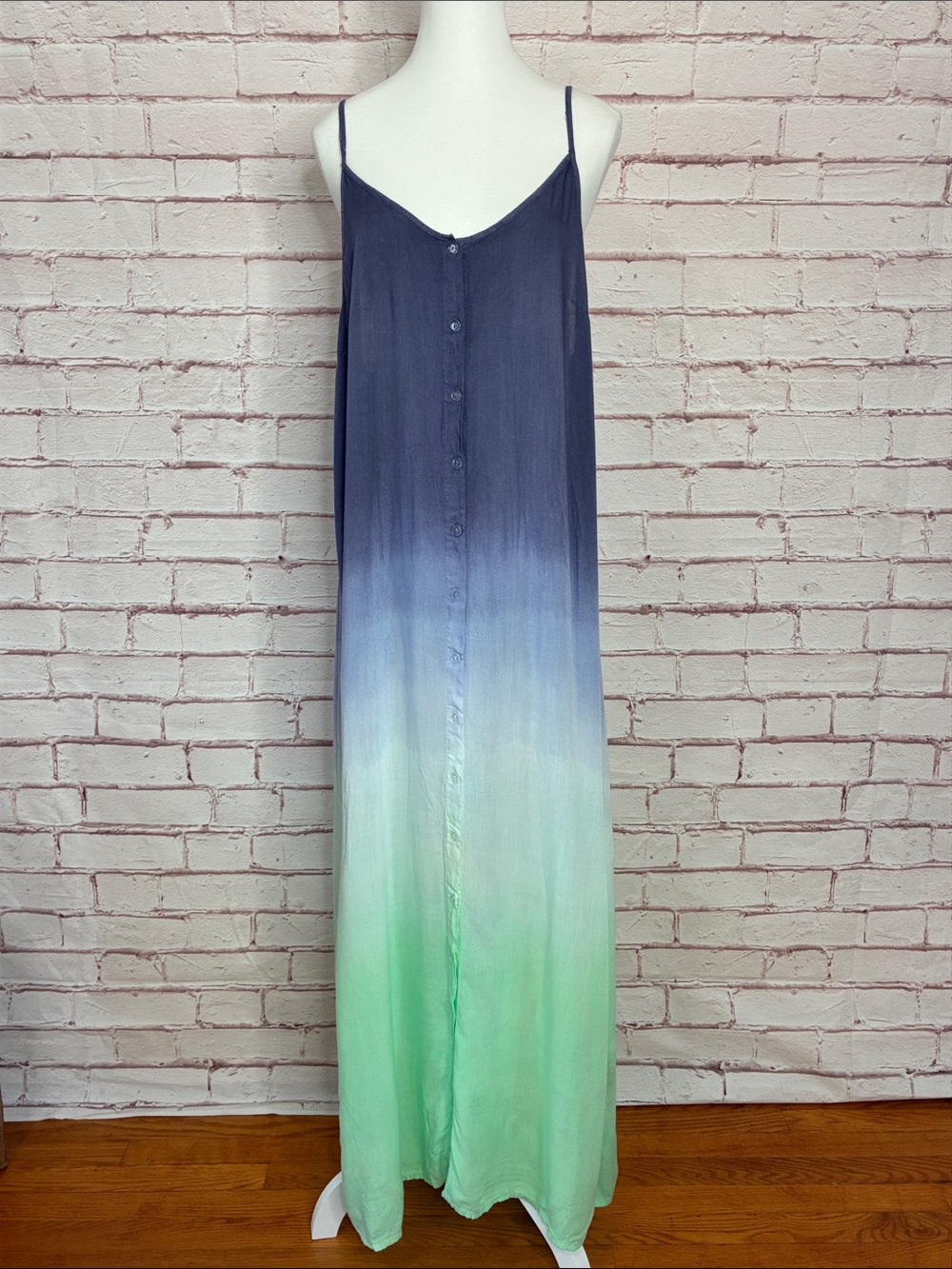 Raviya Ombré Button Front Halter Style Maxi Dress EUC Small - Picture 2 of 12